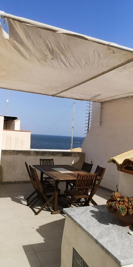 Sea-View Terrace & Bikes Moon Ortigia Holiday Home Syrakusa Exteriör bild