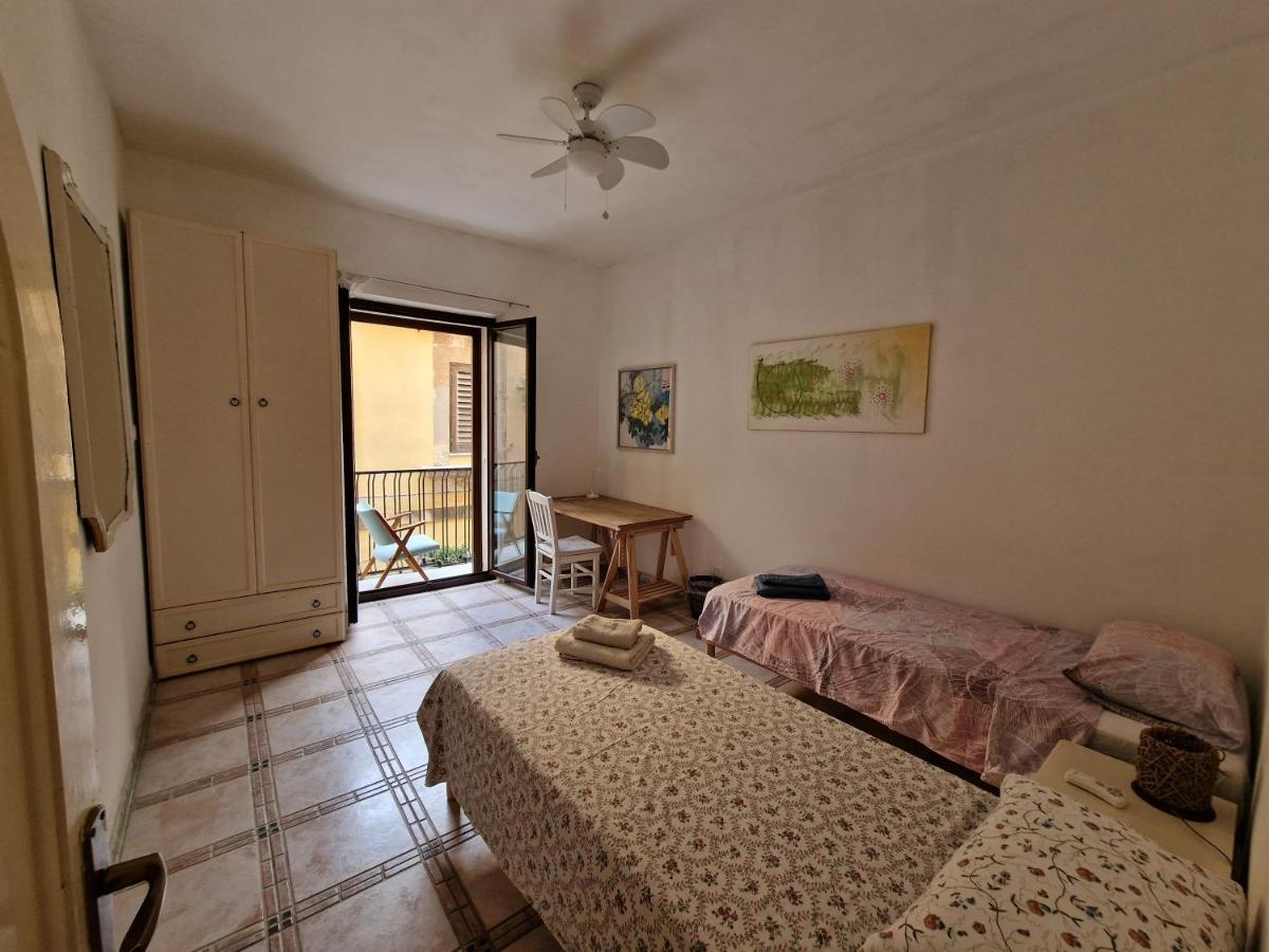 Sea-View Terrace & Bikes Moon Ortigia Holiday Home Syrakusa Exteriör bild